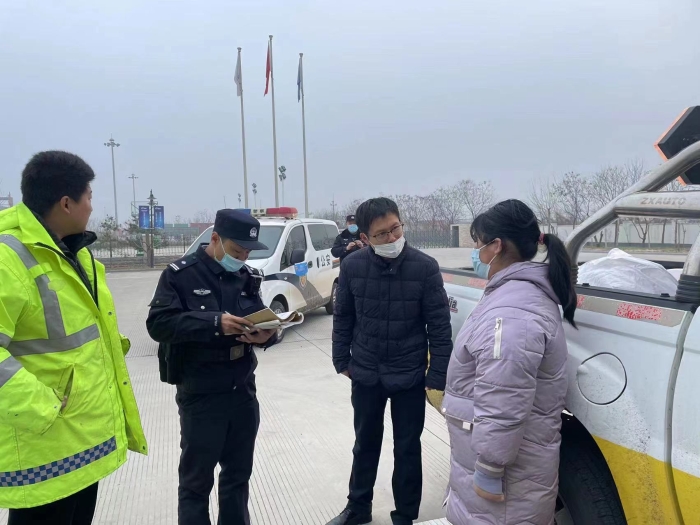 庞家村养护工区：警民联动 暖心救助出走女孩