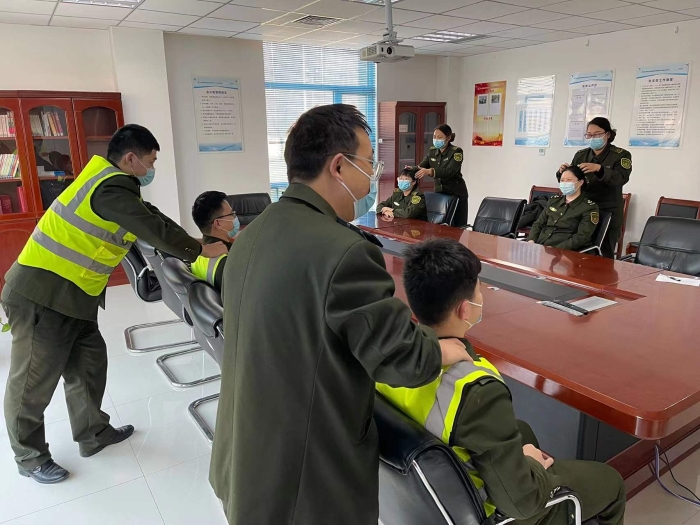 衡水西收费站积极开展职业病防治知识学习 衡水西收费站积极开展职业病防治知识学习