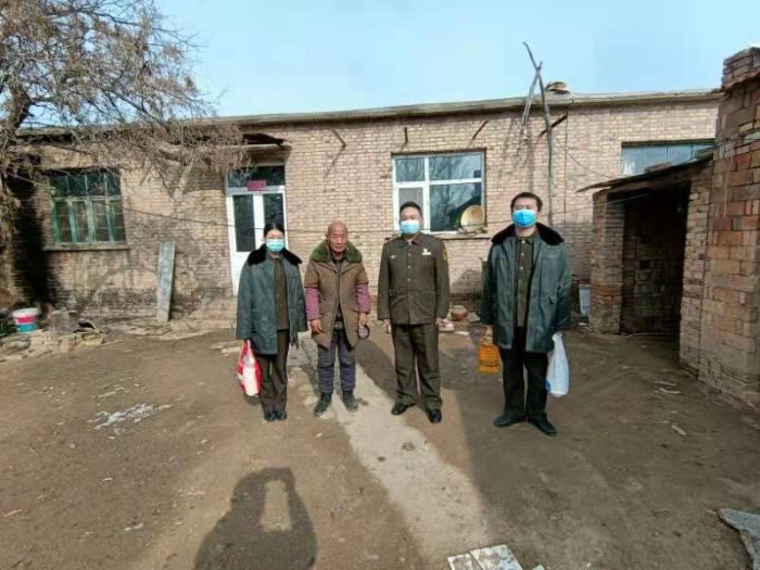 冀州南收费站:节前慰问送温暖 爱心帮扶不间断 冀州南收费站:节前慰问送温暖 爱心帮扶不间断