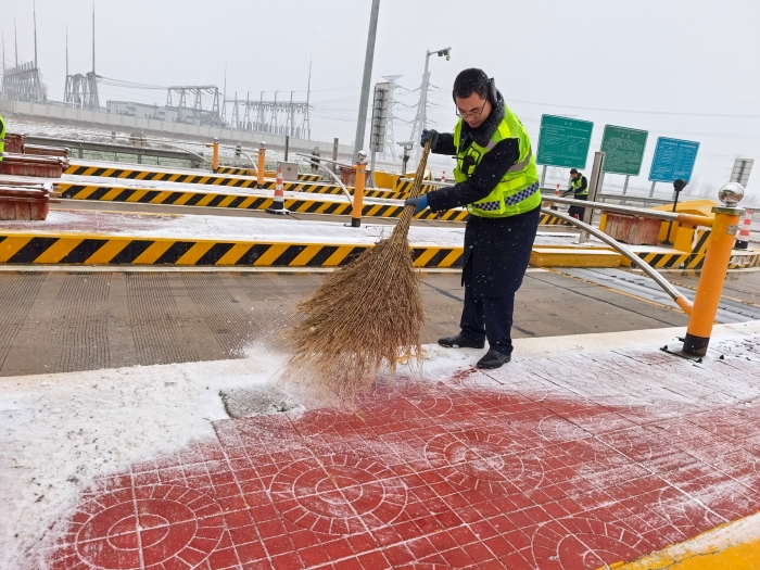 微信图片_20251215092811_1607_179