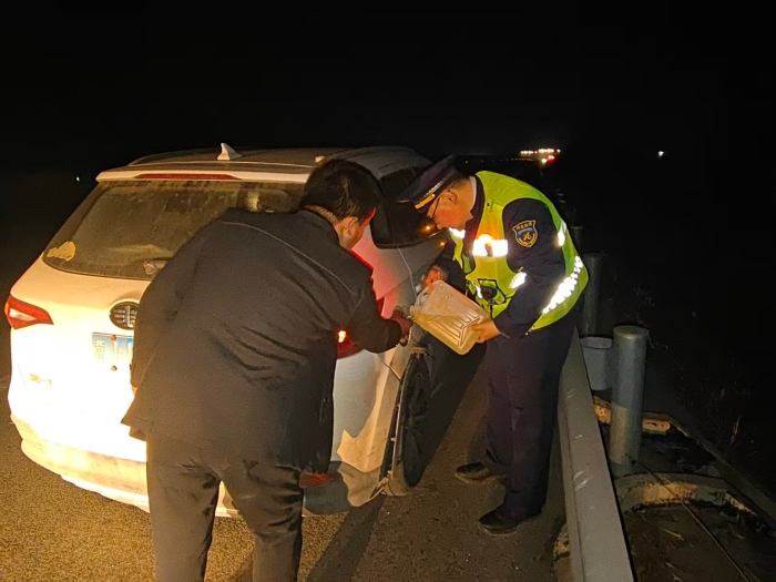 微信图片_20251223084933_1687_179