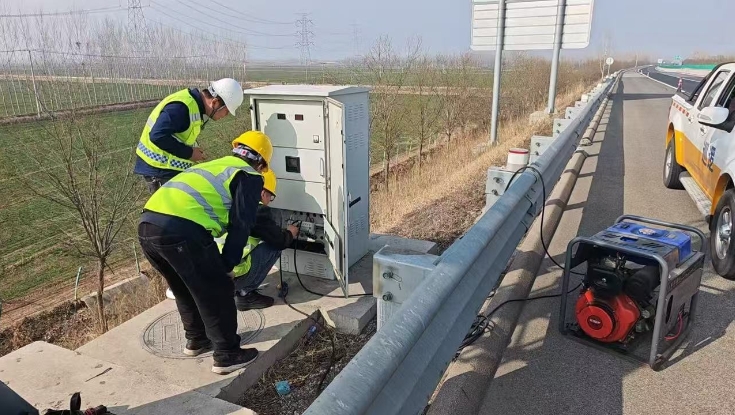   邢衡衡水分公司模拟供电故障应急演练 确保收费门架稳定运行