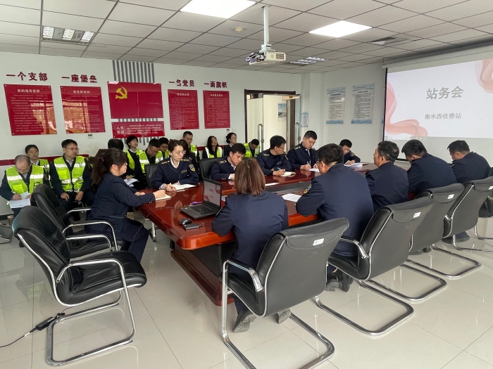 90DC64F9A387CAFFC1FC7E3004FE99B8